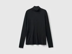 Turtleneck t-shirt in stretch viscose