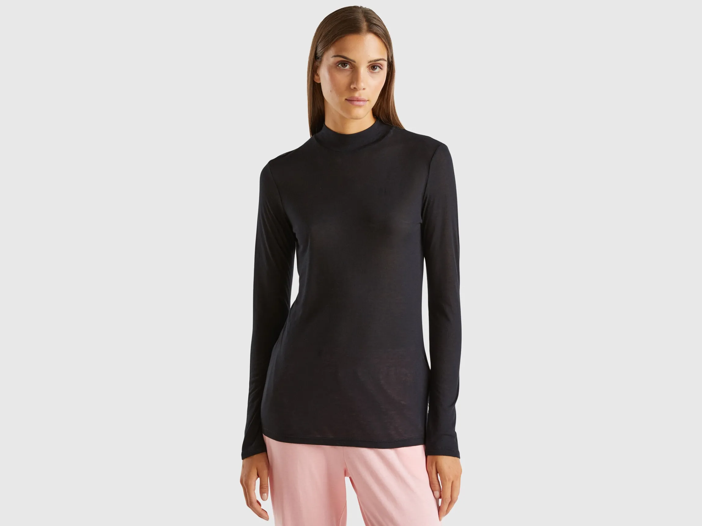 Turtleneck t-shirt in viscose and wool blend