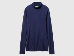Turtleneck t-shirt in viscose and cashmere blend