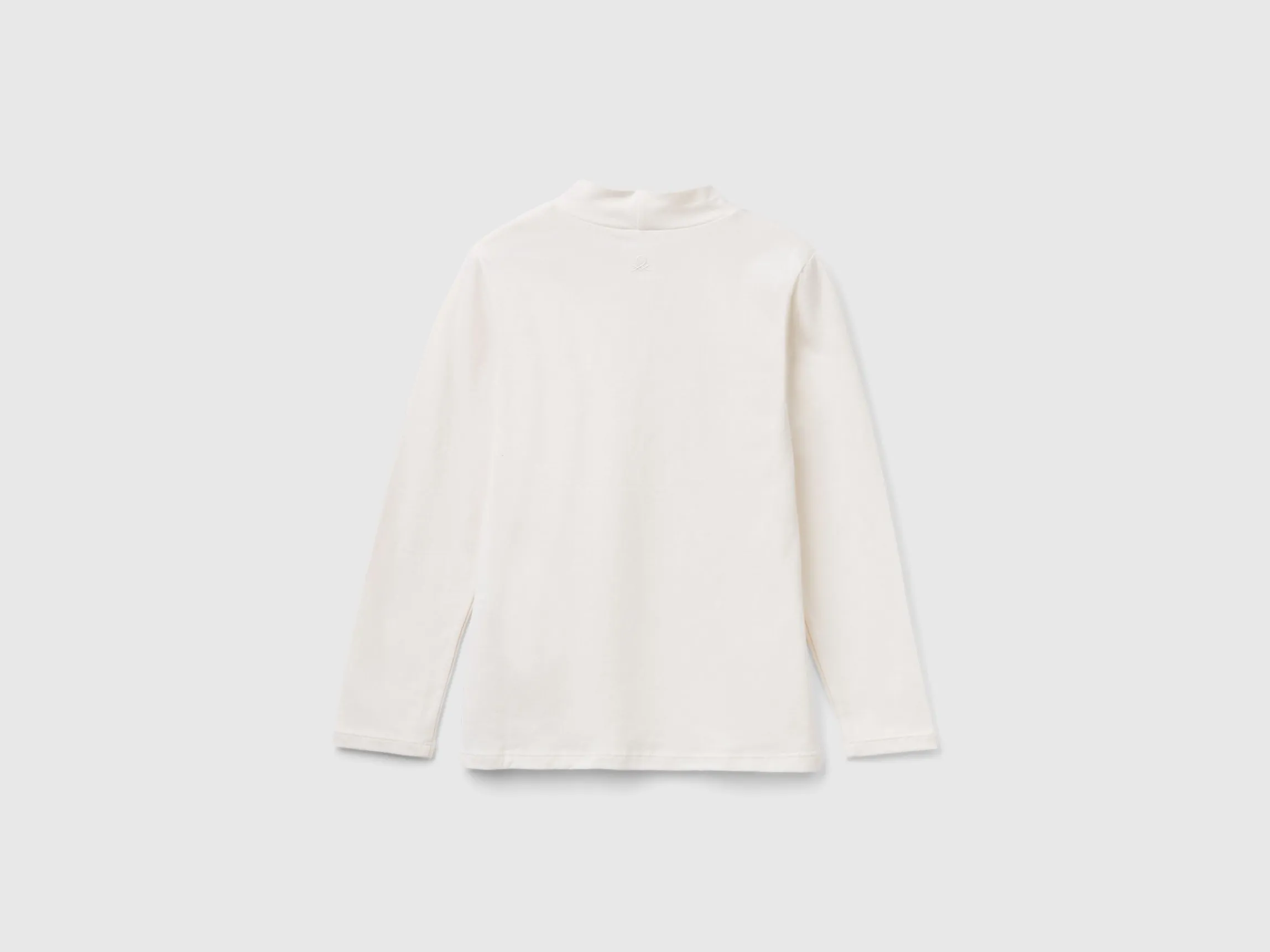 Turtleneck t-shirt with sequins