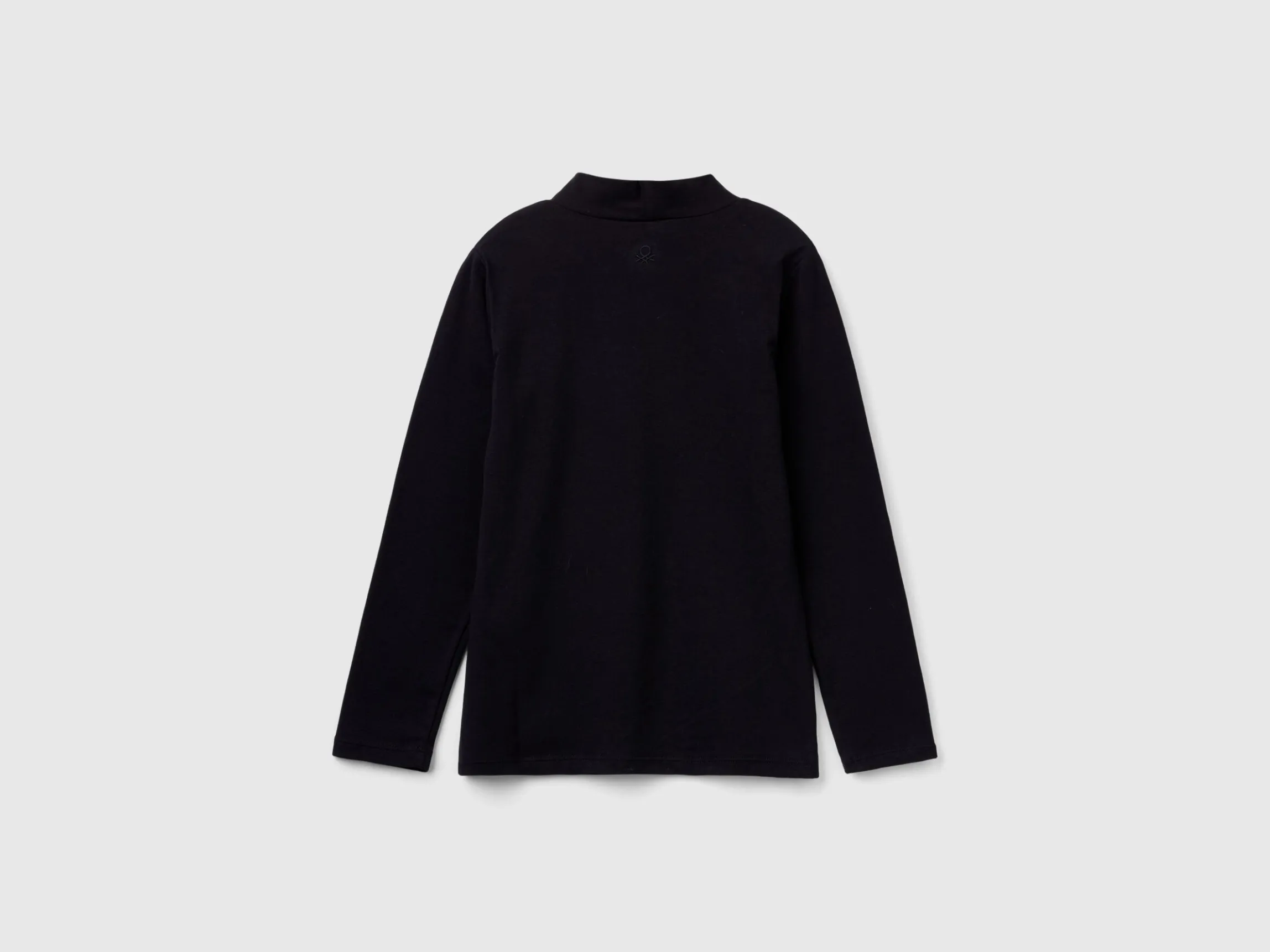 Turtleneck t-shirt with sequins