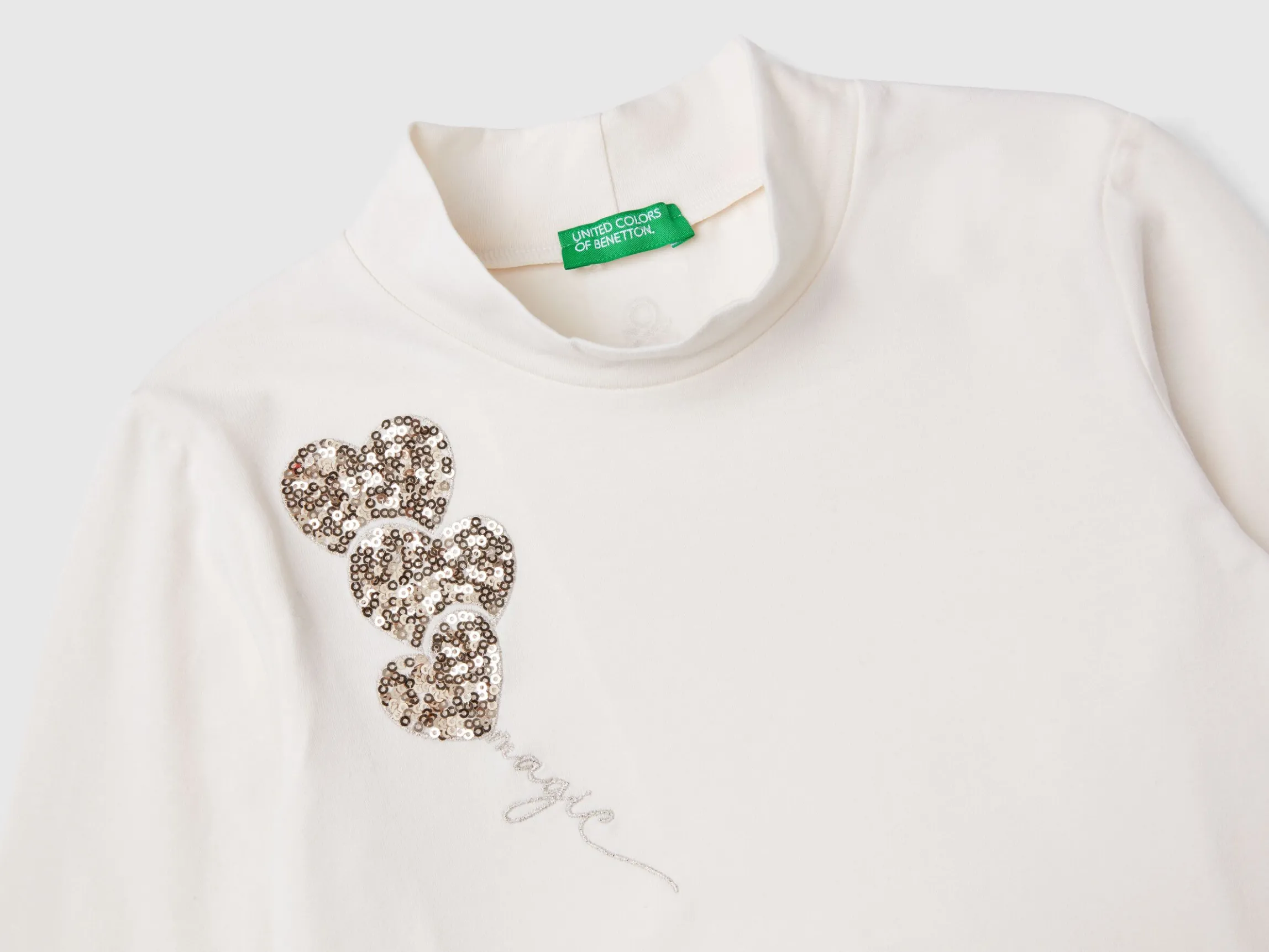 Turtleneck t-shirt with sequins