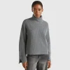 Turtleneck with wide collar