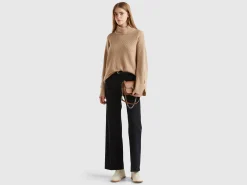 Turtleneck with wide collar