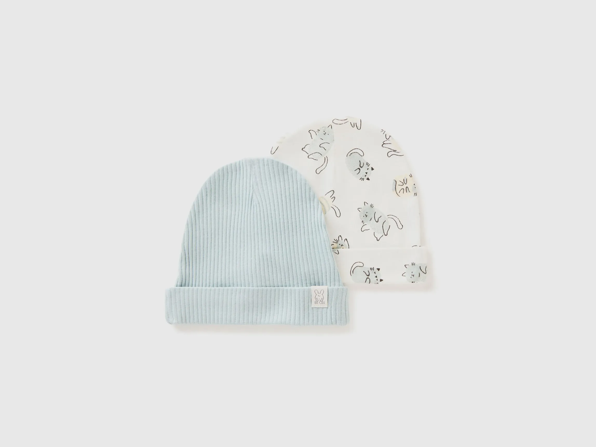 Two caps in organic cotton