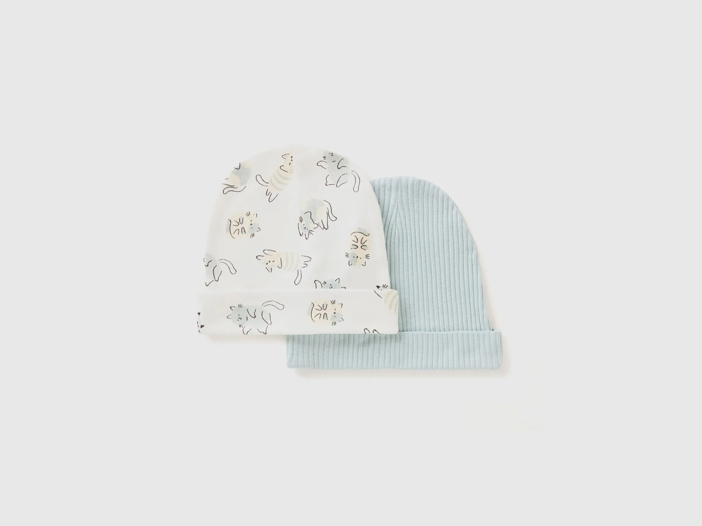 Two caps in organic cotton