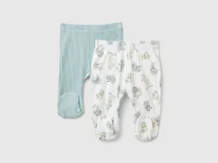 Two pairs of trousers in organic cotton
