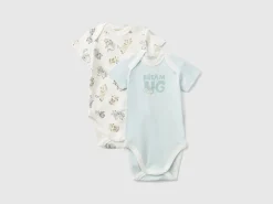 Two short sleeve bodysuits in organic cotton