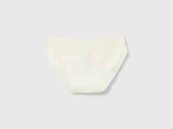 Underwear in recycled nylon blend