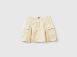 Velvet mini skirt with pockets