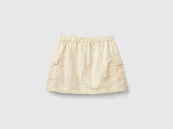 Velvet mini skirt with pockets