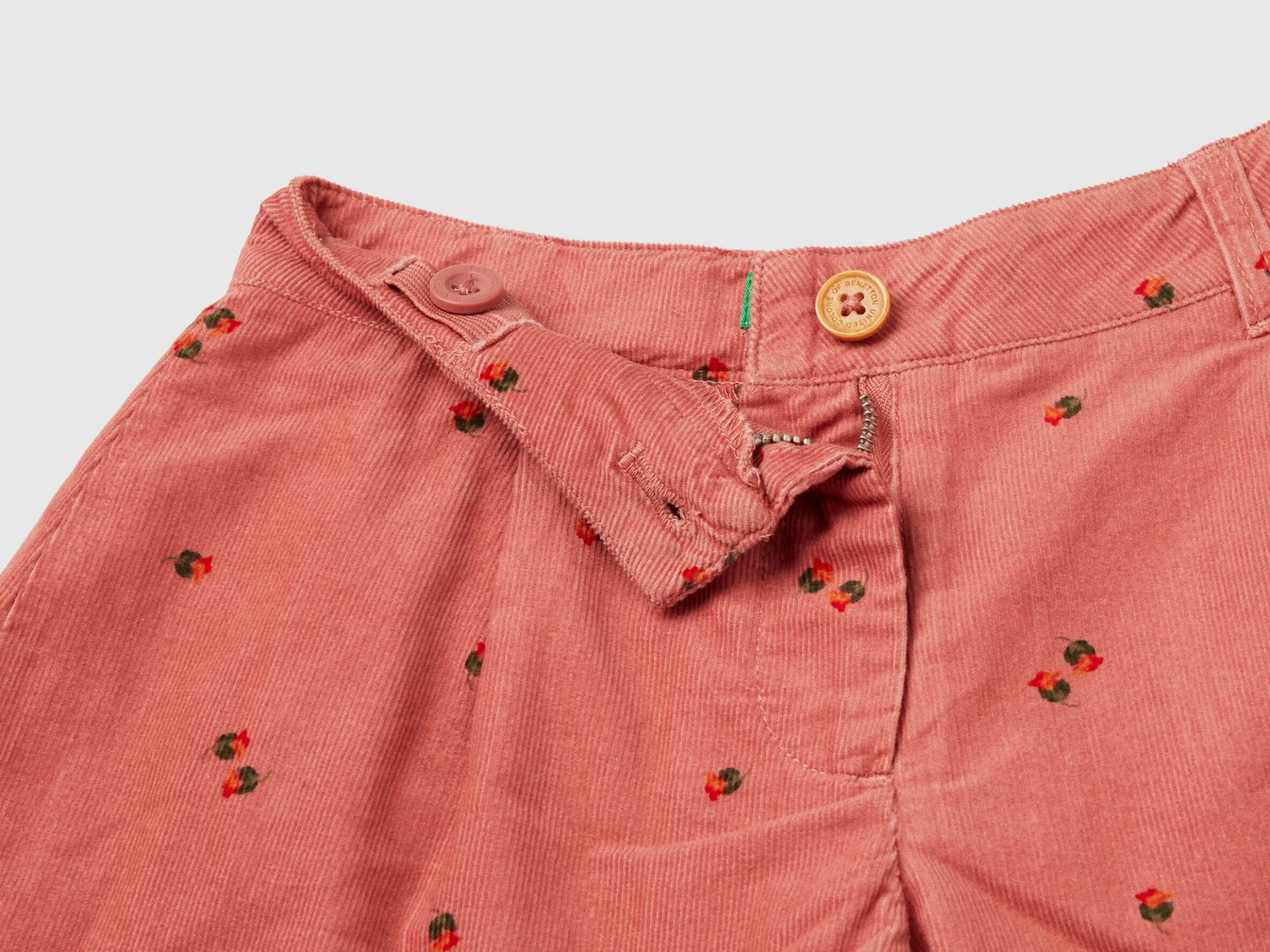 Velvet trousers with rose print