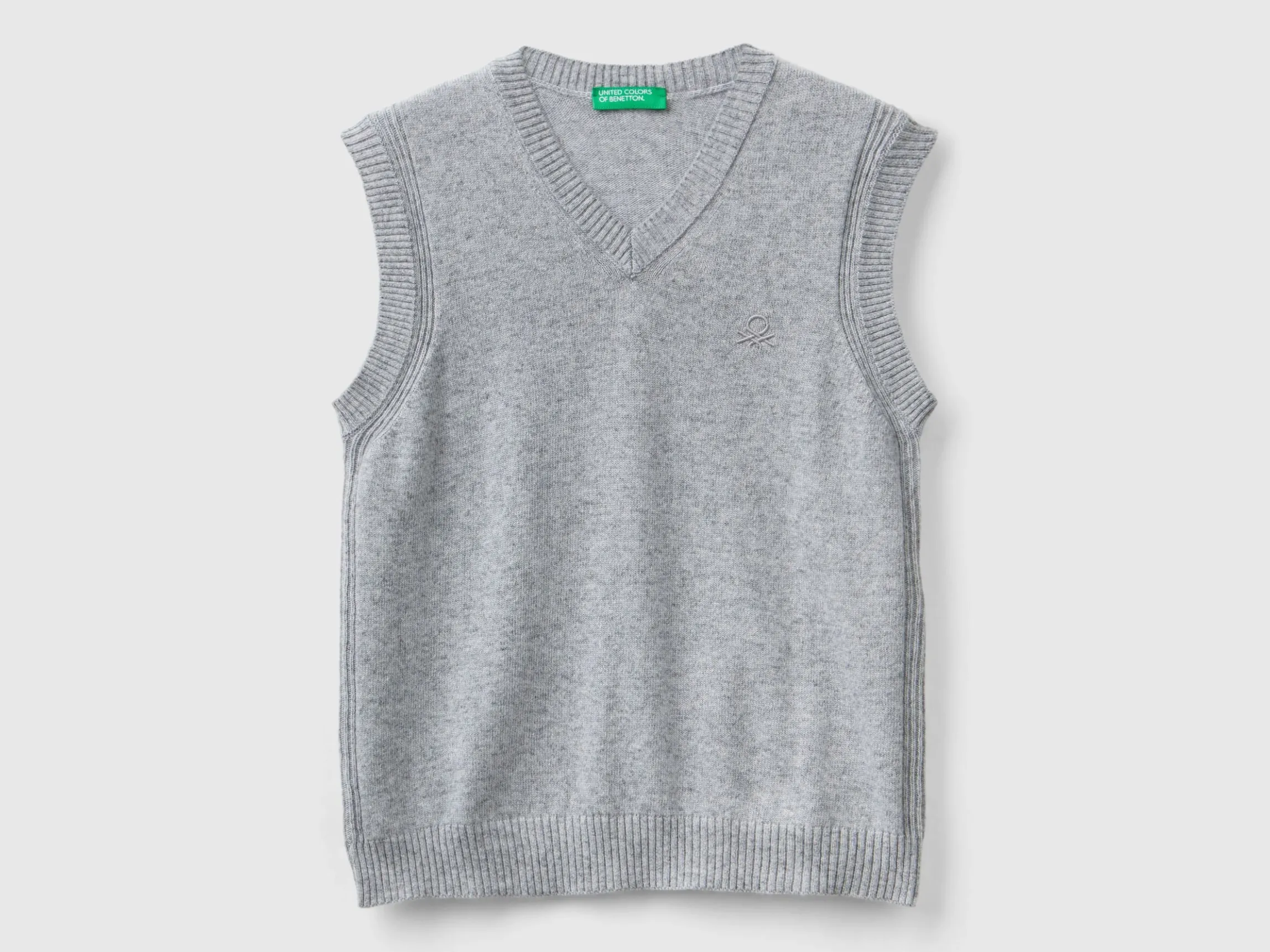 Vest in cashmere and wool blend