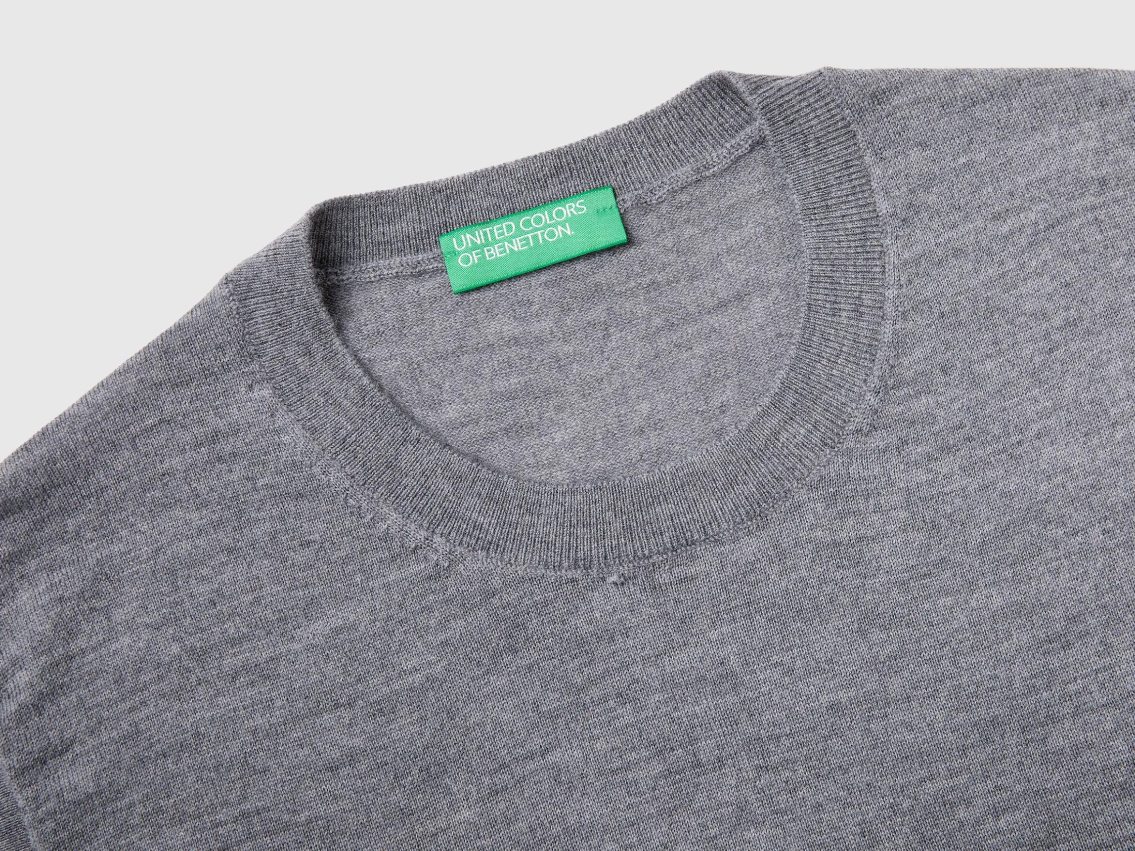Vest in pure Merino wool