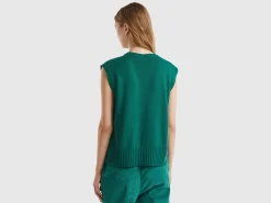 Vest in wool and viscose blend