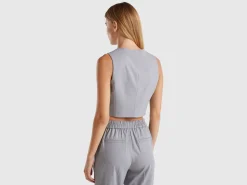 Viscose blend vest