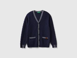 V-neck cardigan