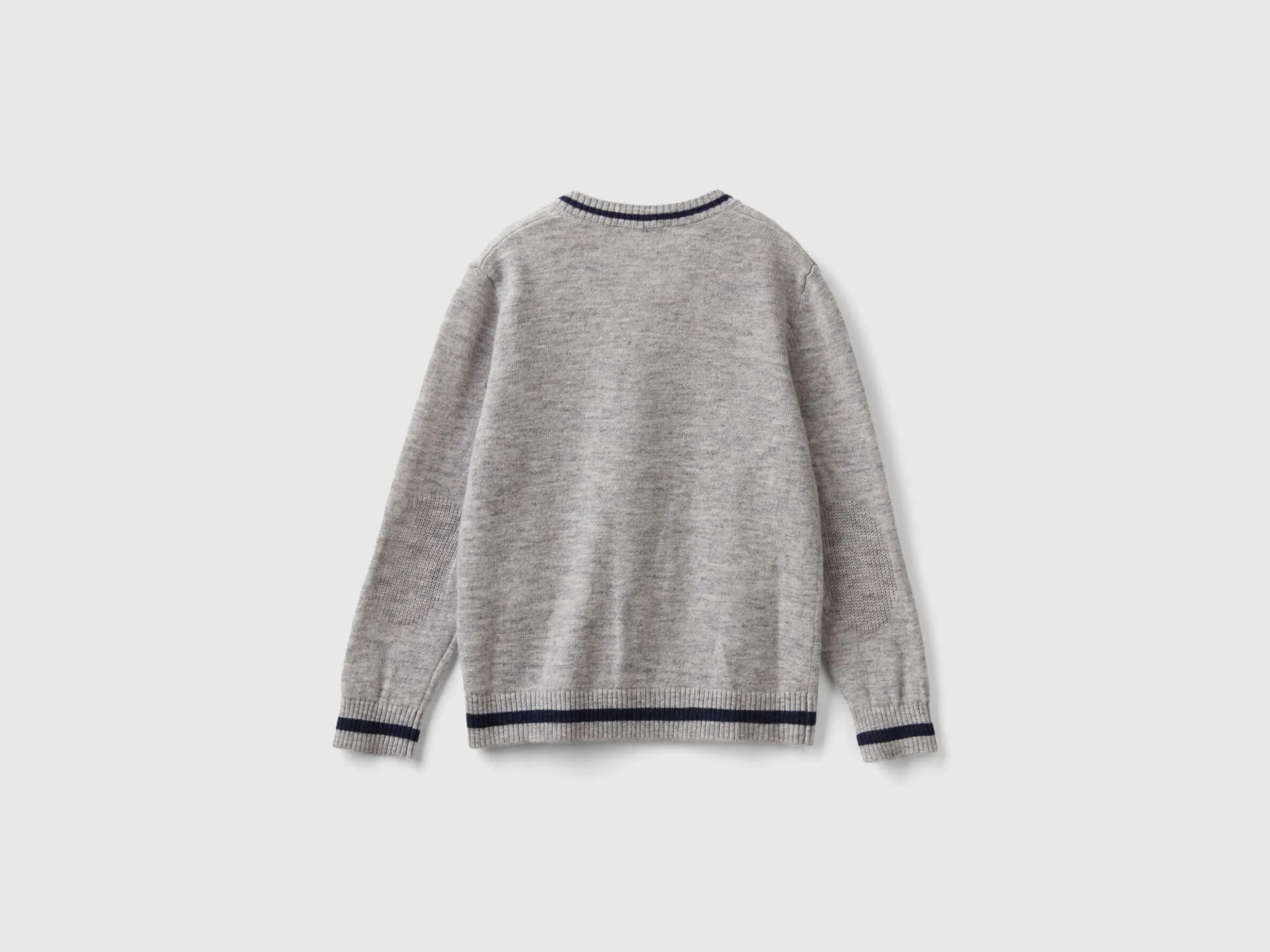V-neck cardigan