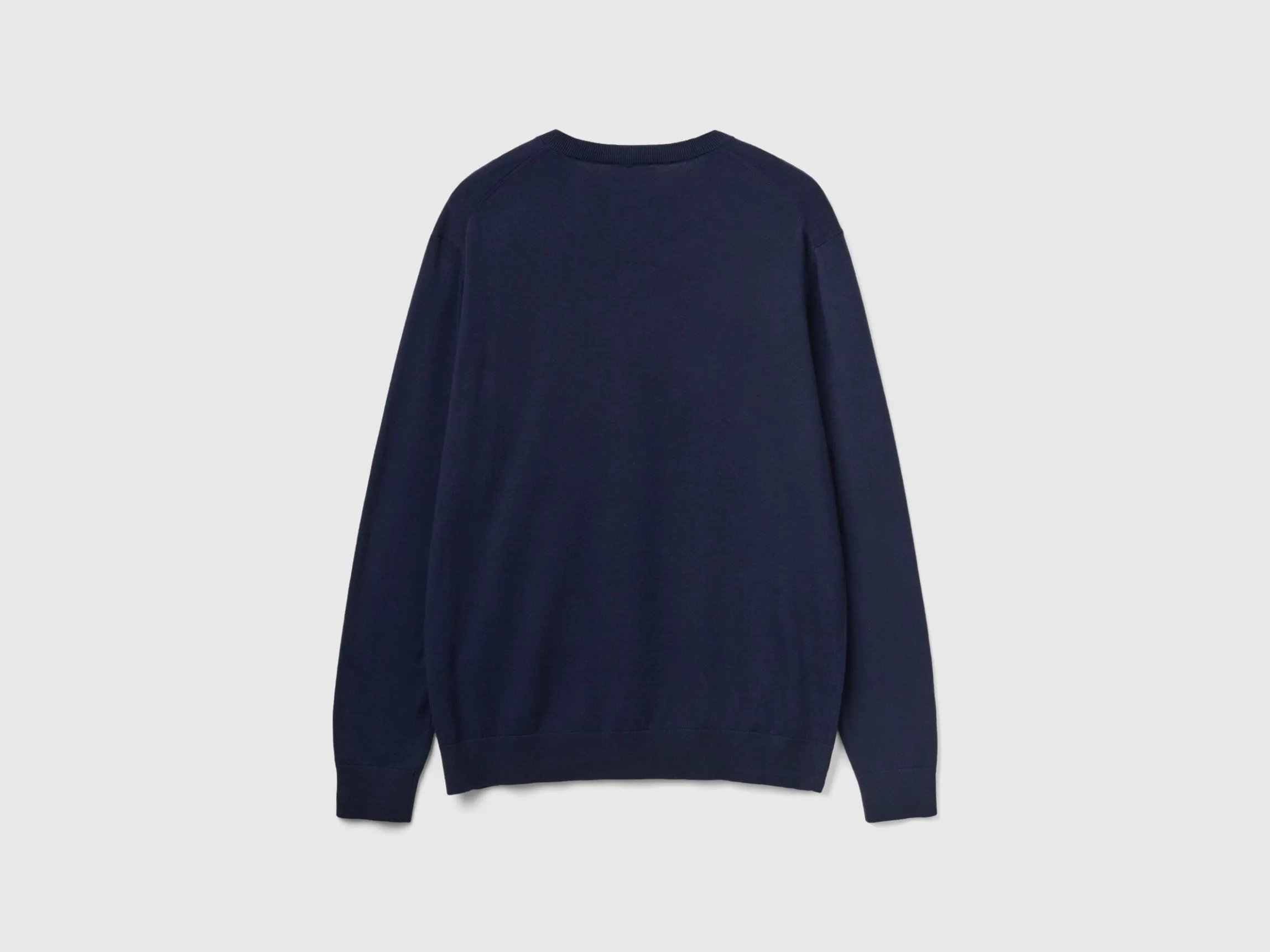 V-neck sweater in lightweight cotton blend