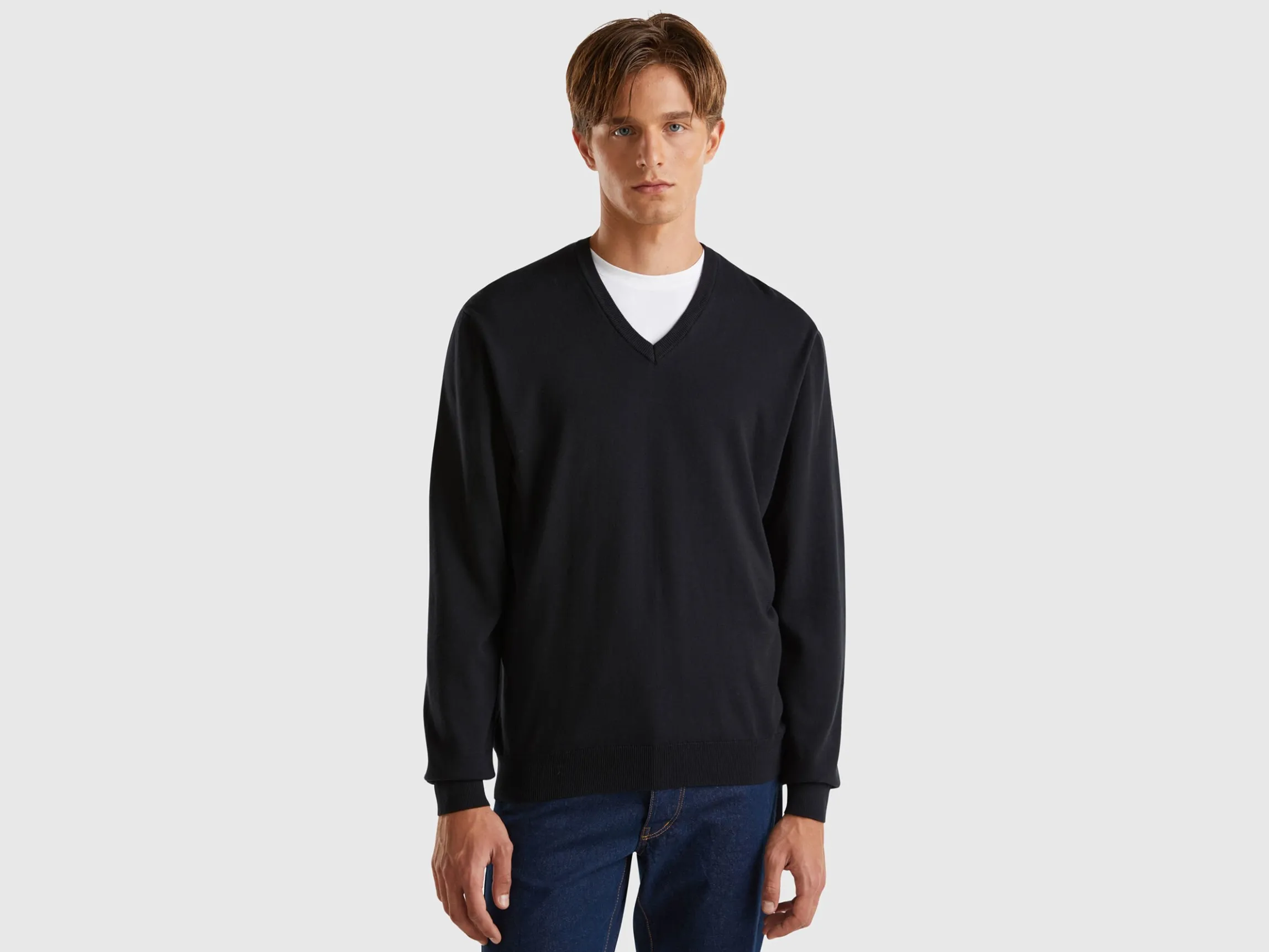 V-neck sweater in pure cotton