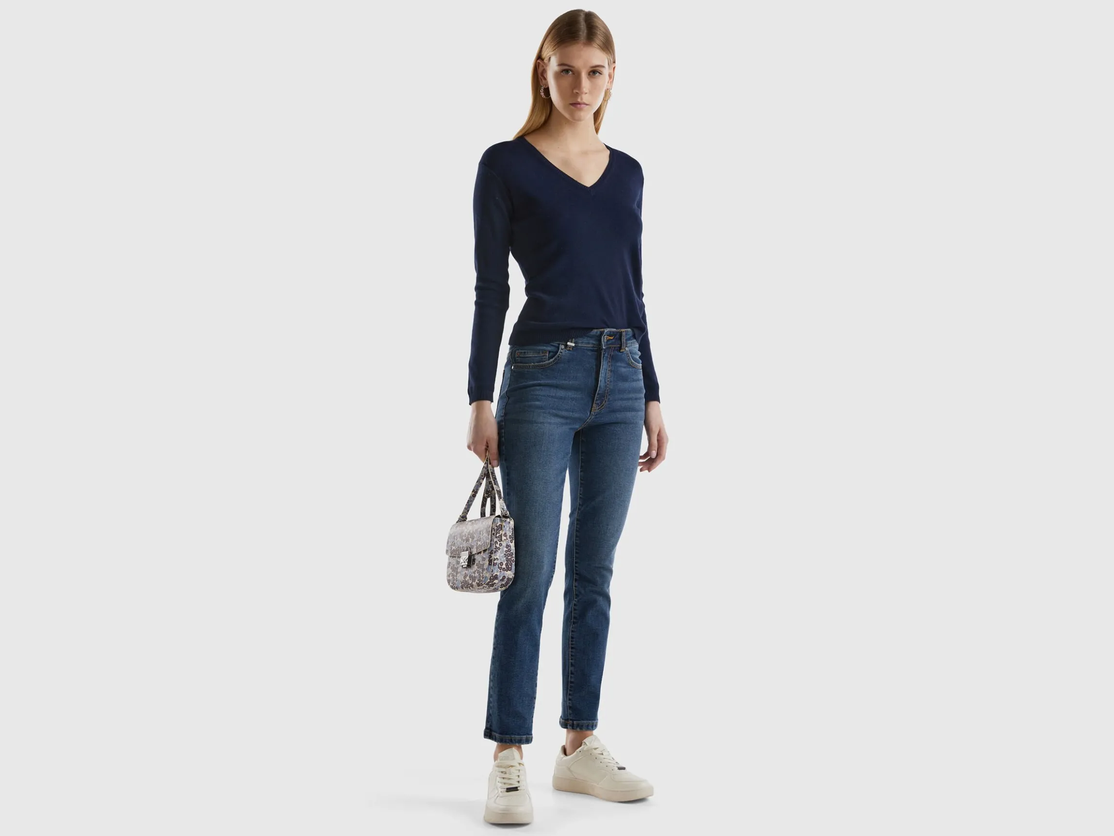 V-neck sweater in pure cotton