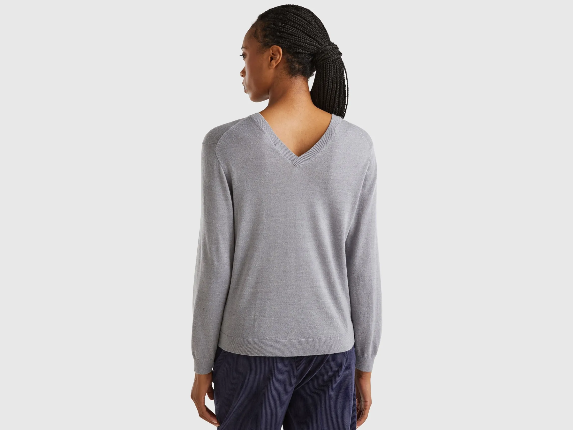 V-neck sweater in pure Merino wool