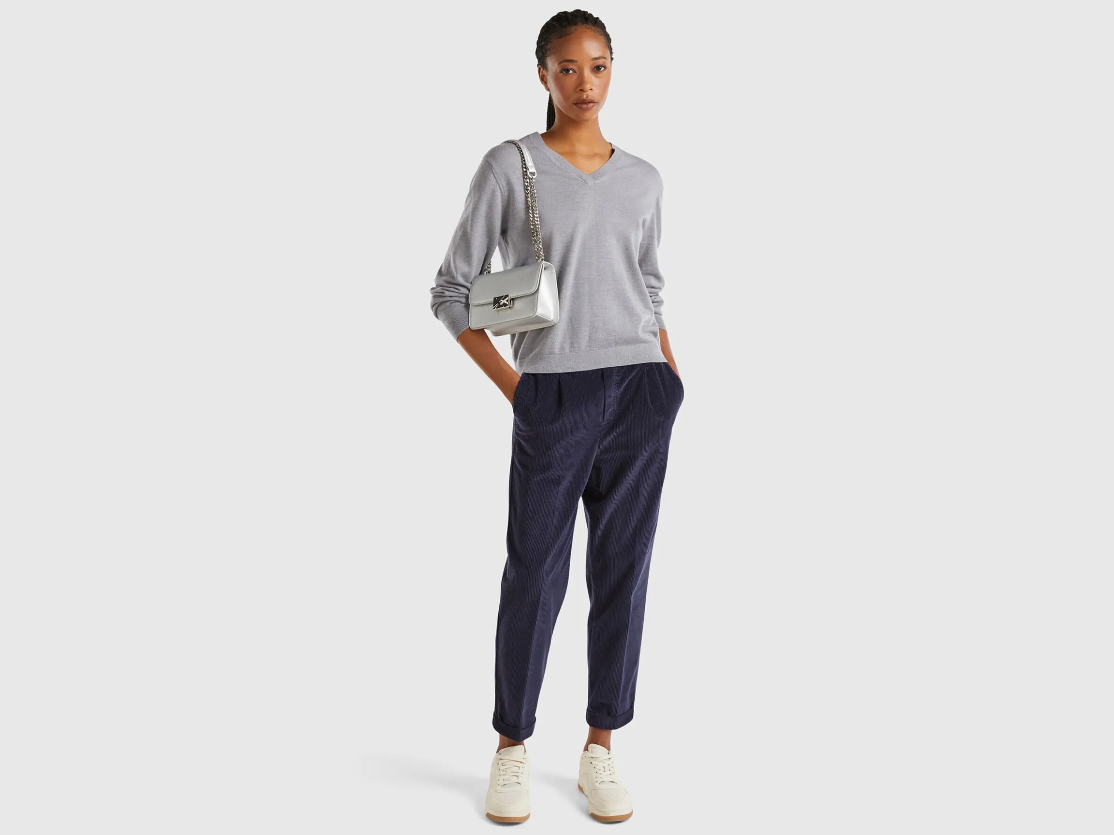 V-neck sweater in pure Merino wool