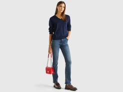 V-neck sweater in pure Merino wool