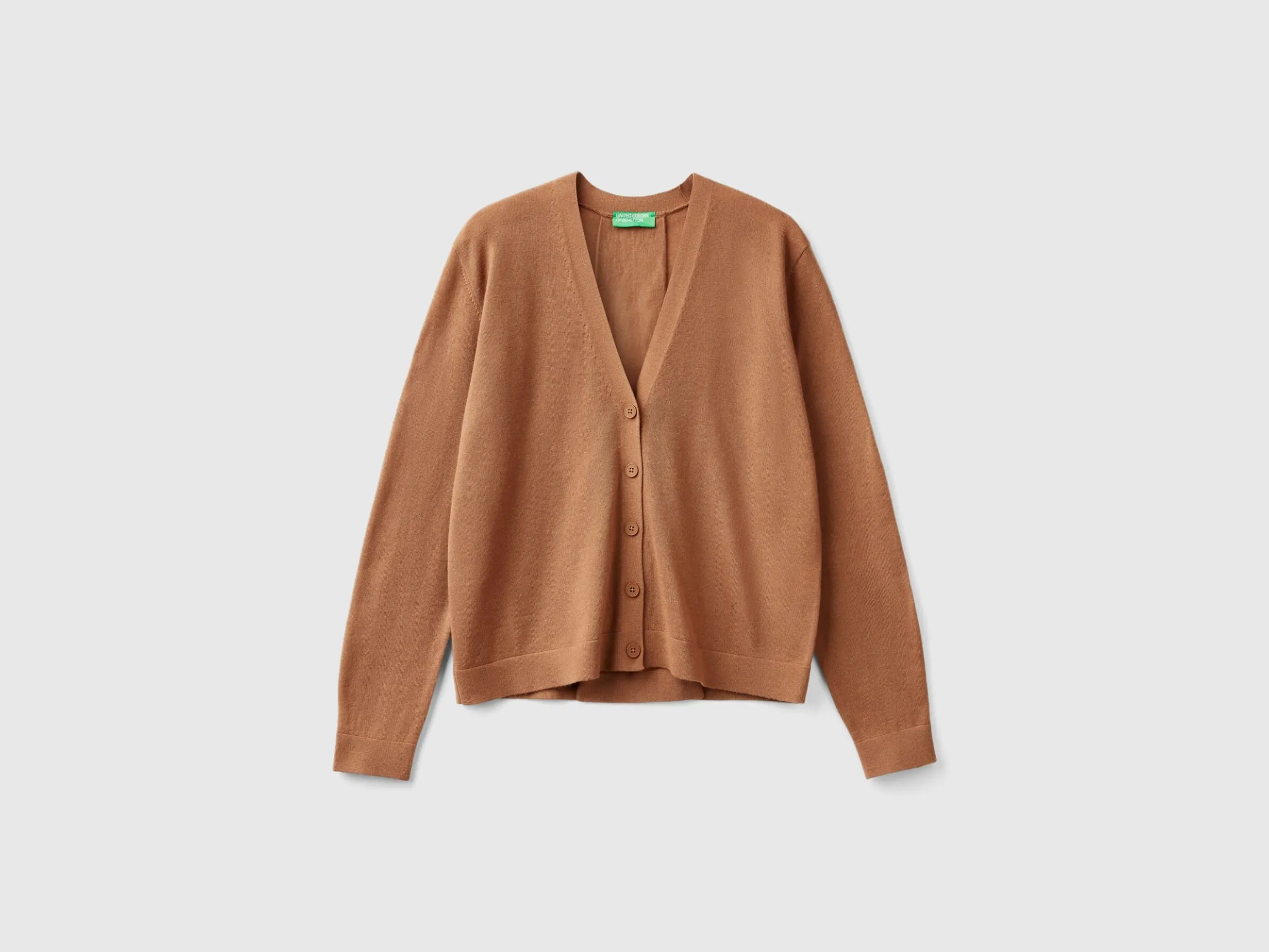 V-neck sweater in pure Merino wool
