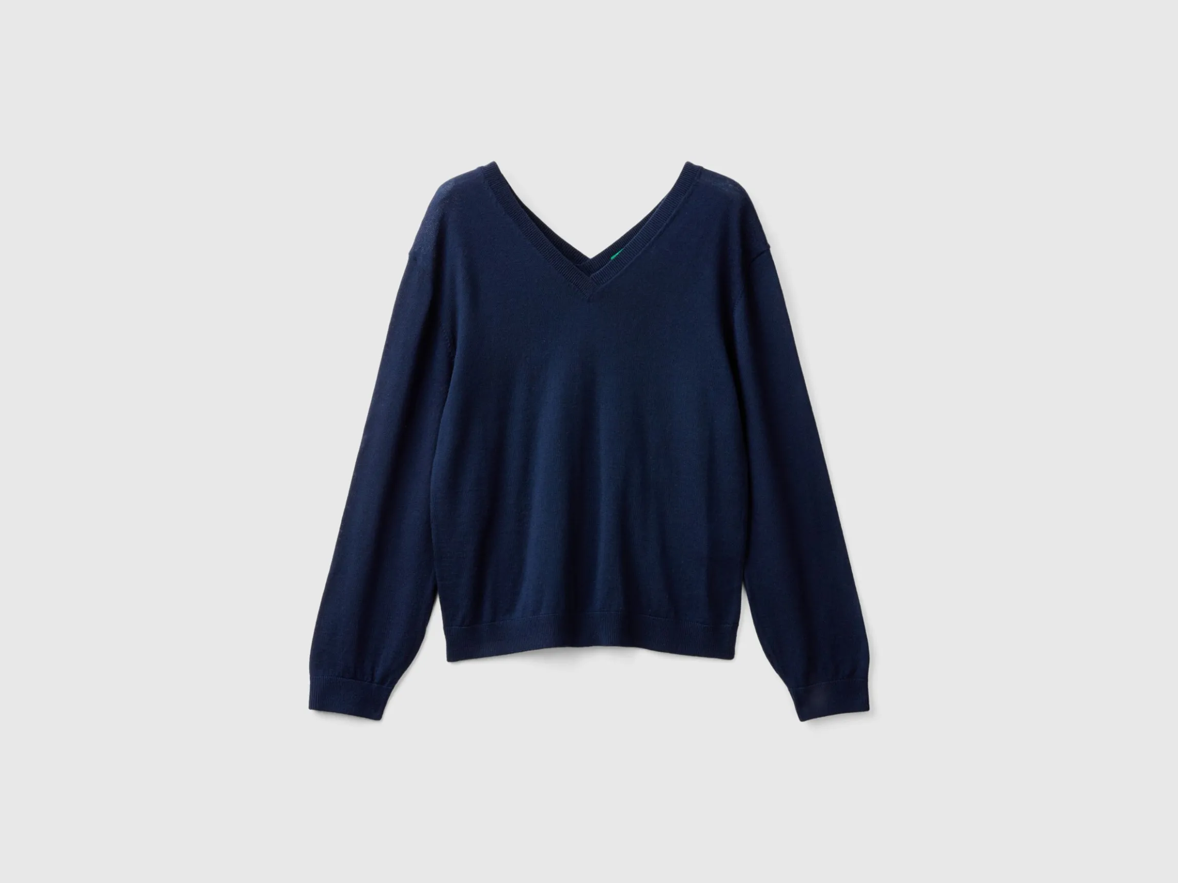 V-neck sweater in pure Merino wool