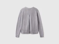V-neck sweater in pure Merino wool