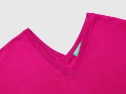 V-neck sweater in pure Merino wool