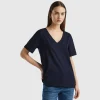 V-neck t-shirt in slub cotton