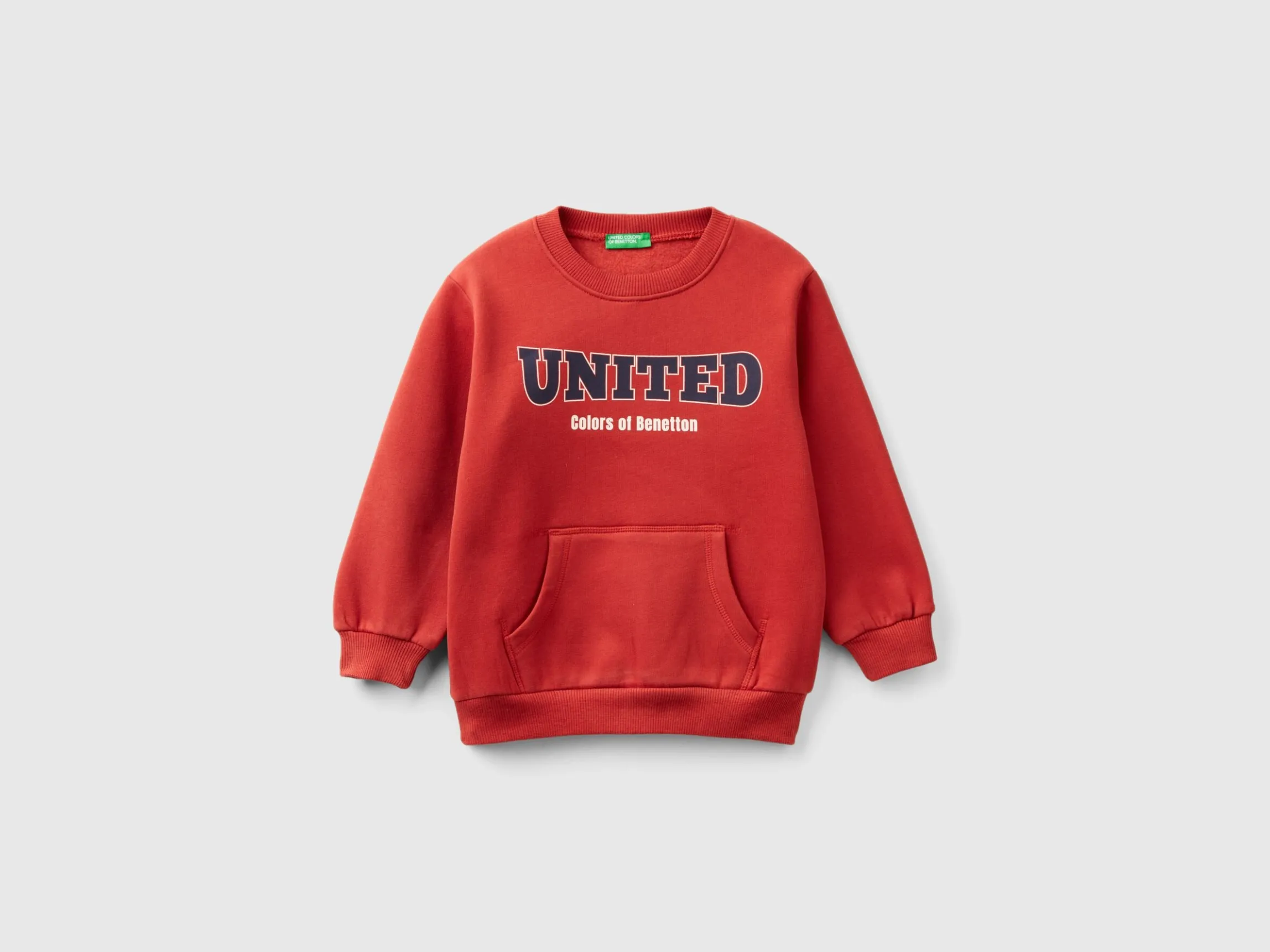 Warm hoodie with kangaroo pocket