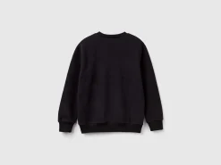 Warm hoodie with logo