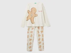 Warm pyjamas with biscuit print