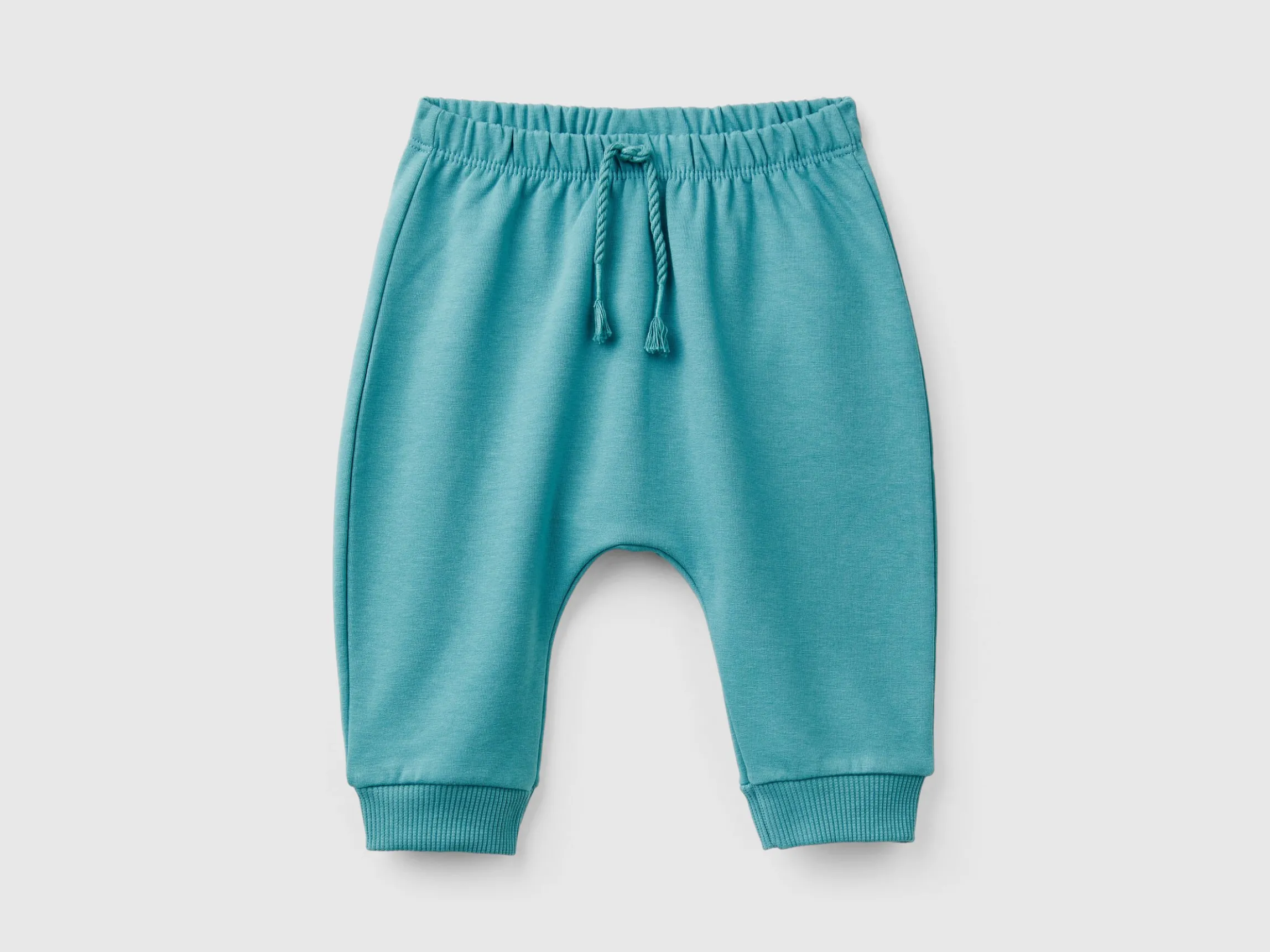 Warm sweat trousers with pocket