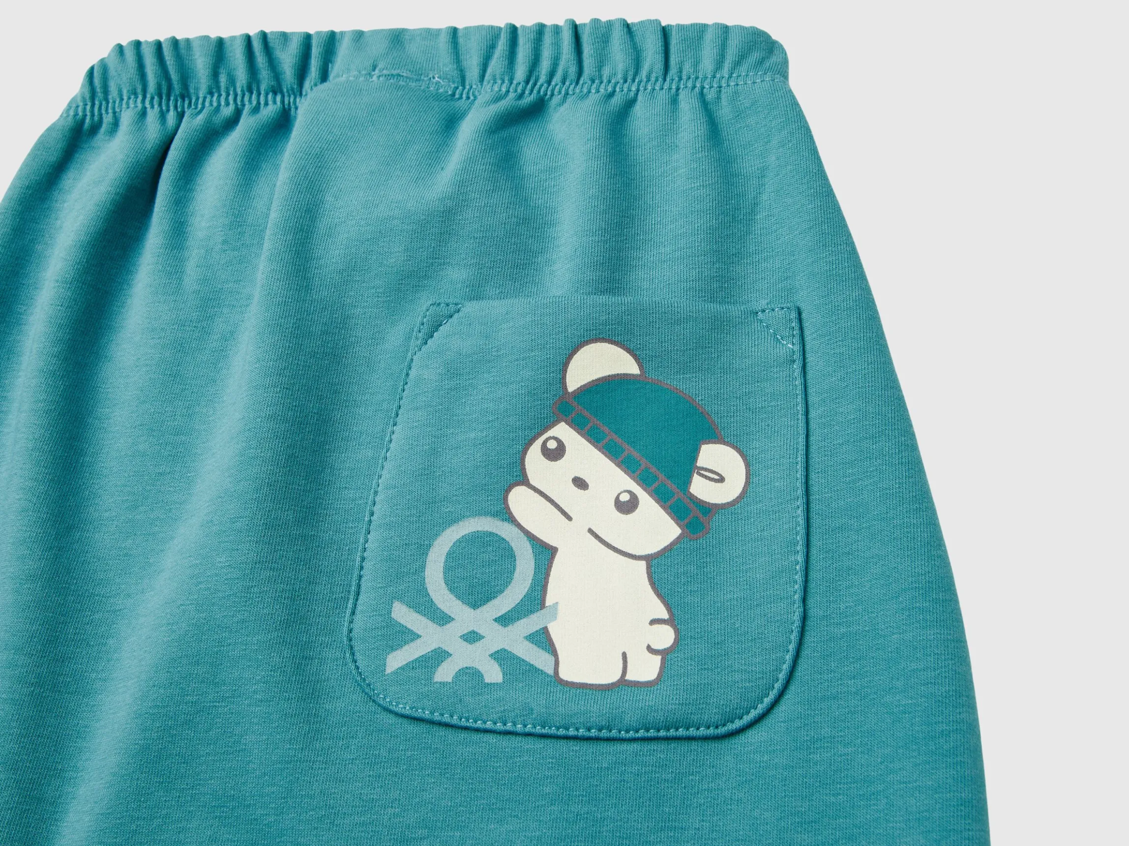 Warm sweat trousers with pocket