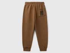 Warm sweatpants with print