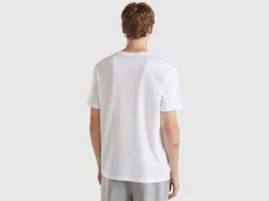 White t-shirt in organic cotton with logo