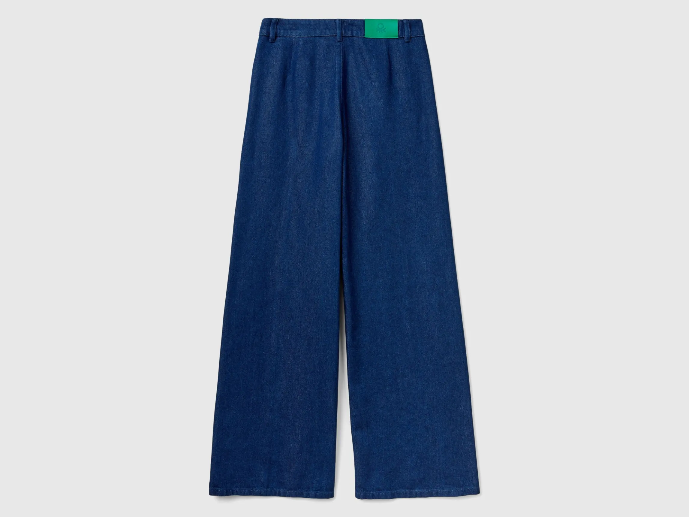 Wide fit jeans in viscose blend