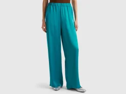 Wide trousers in 100% viscose
