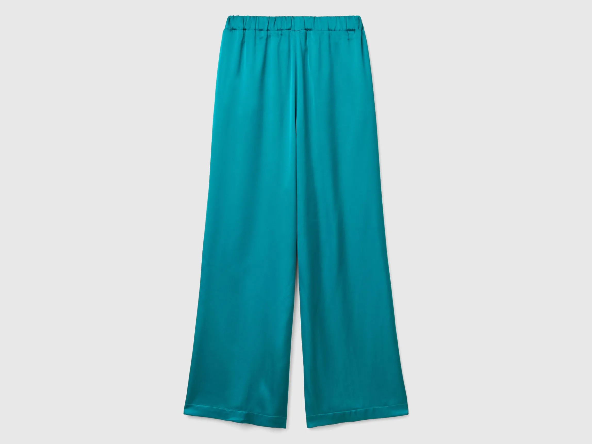 Wide trousers in 100% viscose