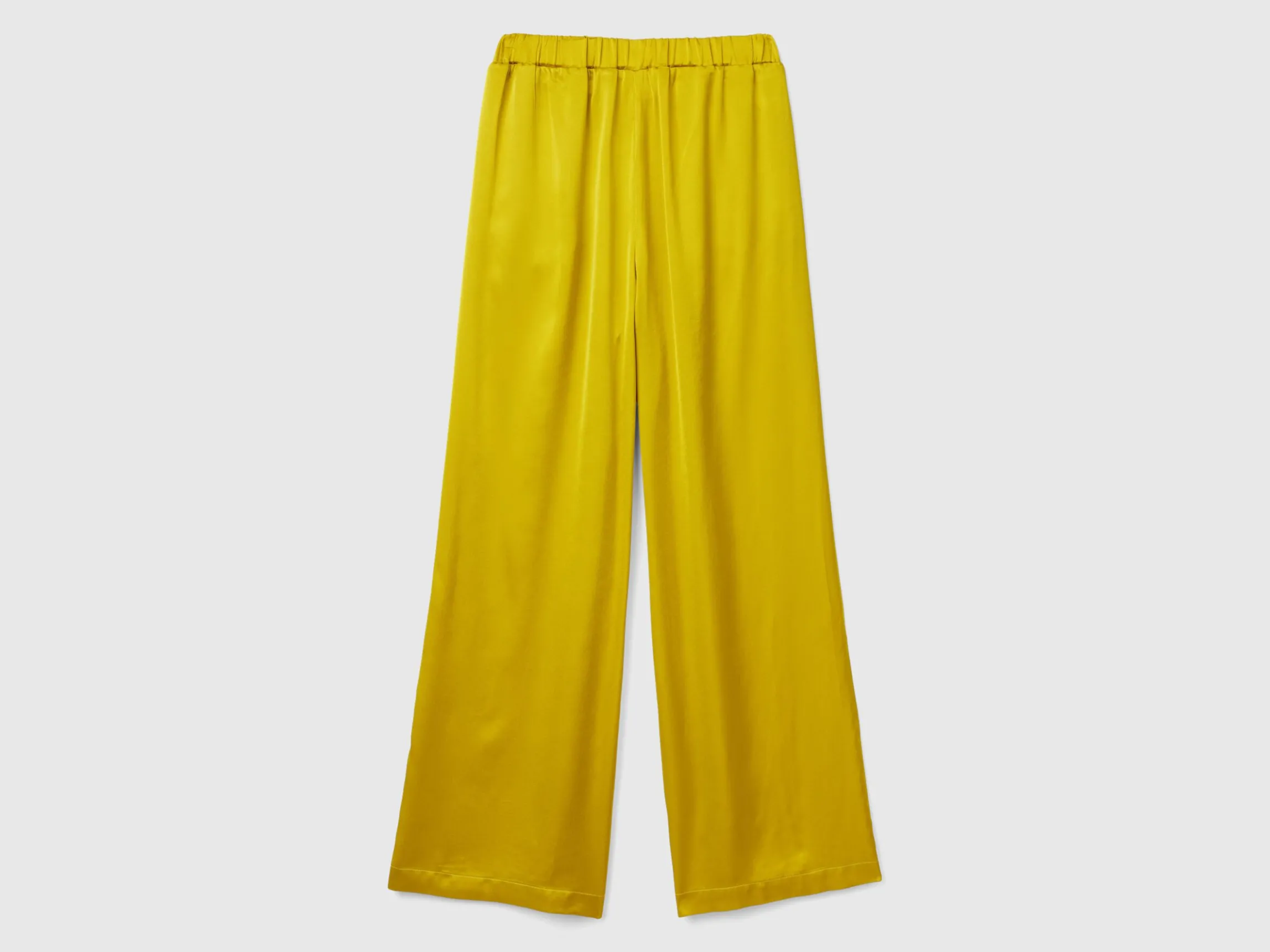 Wide trousers in 100% viscose