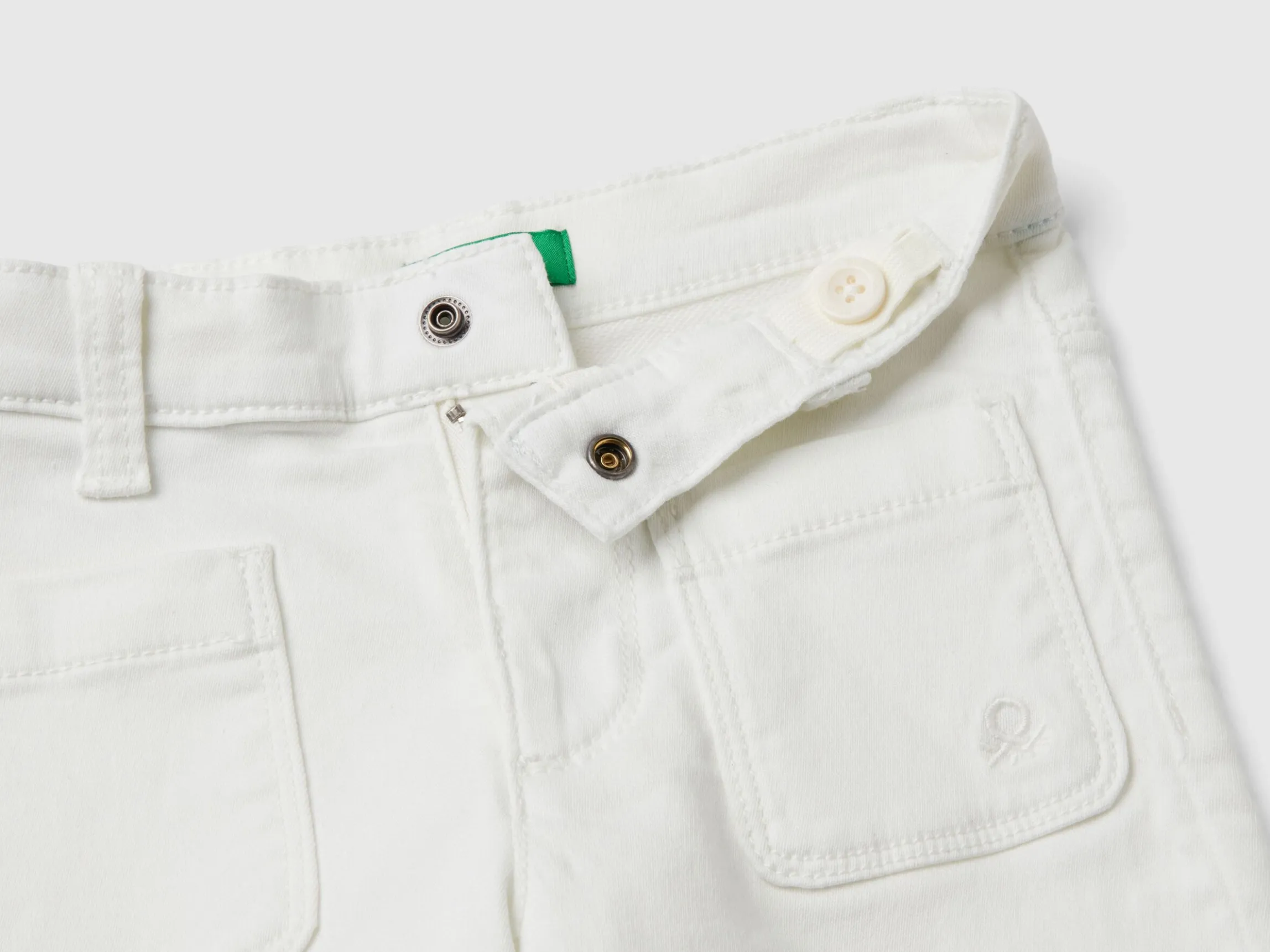 Wide trousers in stretch cotton