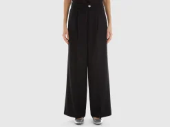 Wide trousers in wool and viscose blend