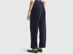 Wide velvet trousers