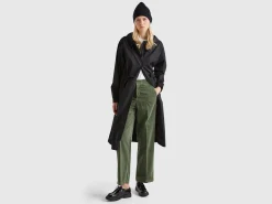 Wide velvet trousers