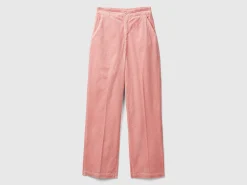 Wide velvet trousers