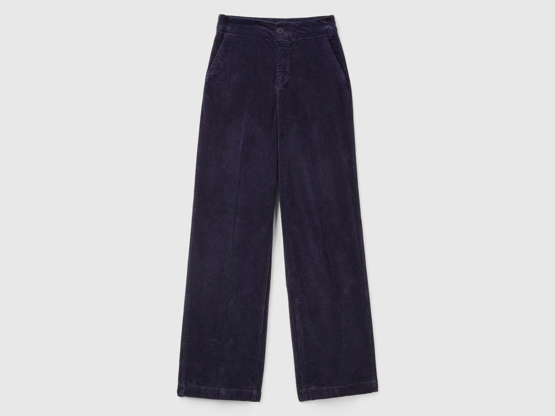 Wide velvet trousers